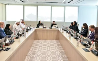لجنة في «الوطني» تستعرض استراتيجية تعزيز الأمن الوطني لصناعة الأدوية