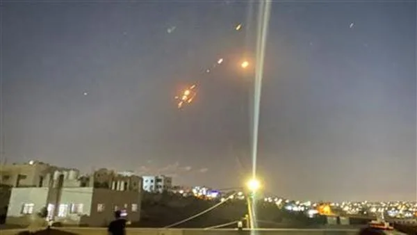 التلفزيون الإيراني: استشهاد 5 مدنيين جراء قصف إسرائيلي على منطقة نارمك شرق العاصمة طهران التلفزيون الإيراني: استشهاد 5 مدنيين جراء قصف إسرائيلي على منطقة نارمك شرق العاصمة طهران