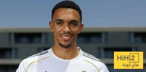 بيكهام يبارك لأرنولد على انتقاله إلى ريال مدريد بيكهام يبارك لأرنولد على انتقاله إلى ريال مدريد