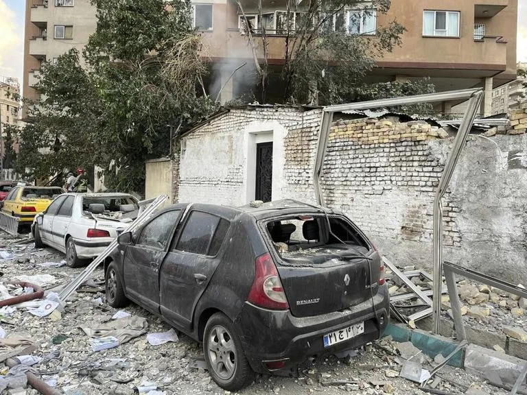 صور توضح هجوم إسرائيل على إيران صور توضح هجوم إسرائيل على إيران