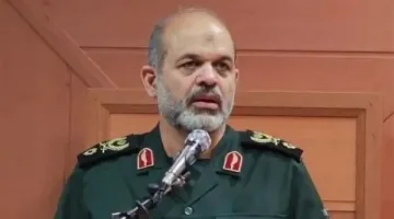 أحمد وحيدي يتولى قيادة الحرس الثوري الإيراني بدلاً من حسين سلامي