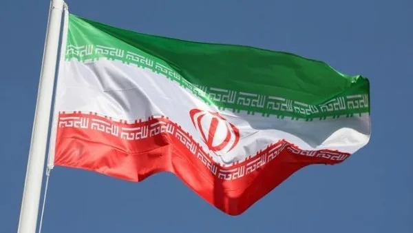 نساء وأطفال بين الضحايا.. إيران تُعلن عن استشهاد مدنيين جراء الهجوم الإسرائيلي نساء وأطفال بين الضحايا.. إيران تُعلن عن استشهاد مدنيين جراء الهجوم الإسرائيلي
