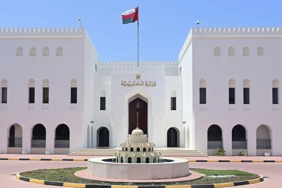 عمان: الهجوم الإسرائيلي على إيران يعيق خيارات الحلول الدبلوماسية. عمان: الهجوم الإسرائيلي على إيران يعيق خيارات الحلول الدبلوماسية.
