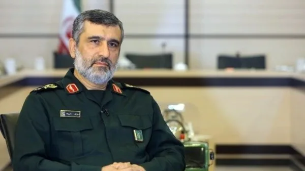 إيران ترفض مزاعم استشهاد قادة القوة البحرية والقوات الجوية الفضائية إيران ترفض مزاعم استشهاد قادة القوة البحرية والقوات الجوية الفضائية