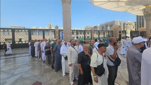 بعثة حج الجمعيات الأهلية ترتب جولات إلى الروضة الشريفة بعثة حج الجمعيات الأهلية ترتب جولات إلى الروضة الشريفة
