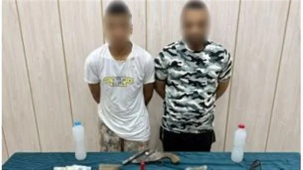 إحالة المتهمين بالسطو على سائق والاعتداء على راكب إلى القضاء إحالة المتهمين بالسطو على سائق والاعتداء على راكب إلى القضاء