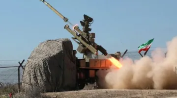 الجيش الإسرائيلي يواصل interception الطائرات المسيرة القادمة من إيران، وغارات مكثفة تستهدف مطار تبريز في أذربيجان.