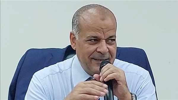 مدير التعليم في بورسعيد يؤكد لرؤساء لجان امتحانات الثانوية العامة: جميع اللجان تحت المراقبة بالكاميرات مدير التعليم في بورسعيد يؤكد لرؤساء لجان امتحانات الثانوية العامة: جميع اللجان تحت المراقبة بالكاميرات