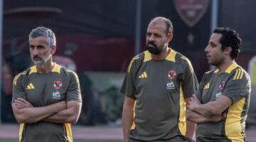 ثلاثة لاعبين حجزوا مواقعهم في تشكيلة الأهلي، ومركز يسبب الإزعاج لريبيرو