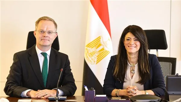 وزيرة التخطيط تناقش مع السفير البريطاني تعزيز الشراكة في مجال التحول البيئي ودعم القطاع الخاص وزيرة التخطيط تناقش مع السفير البريطاني تعزيز الشراكة في مجال التحول البيئي ودعم القطاع الخاص