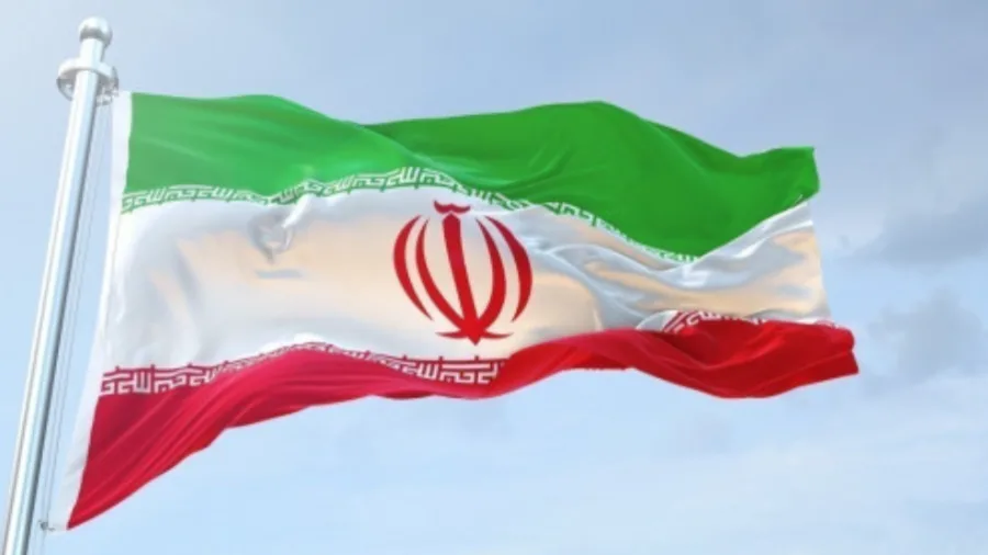 إيران تفرض تدابير مؤقتة على الشبكة العنكبوتية بعد الضربات من إسرائيل إيران تفرض تدابير مؤقتة على الشبكة العنكبوتية بعد الضربات من إسرائيل