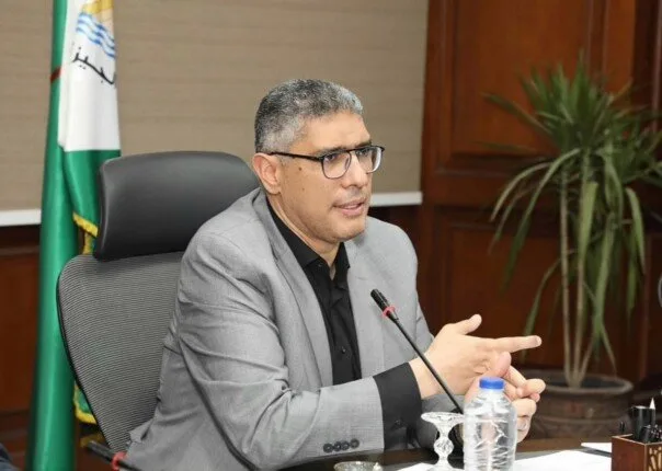 محافظ الجيزة: إتمام جميع مشروعات الخطة الاستثمارية بالكامل بنسبة 100% محافظ الجيزة: إتمام جميع مشروعات الخطة الاستثمارية بالكامل بنسبة 100%