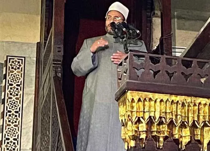 خطيب الأزهر يتحدث عن مقتل باحث في نزاع ثأري: إلى متى سنستمر في الحفاظ على تراث الجاهلية؟ خطيب الأزهر يتحدث عن مقتل باحث في نزاع ثأري: إلى متى سنستمر في الحفاظ على تراث الجاهلية؟