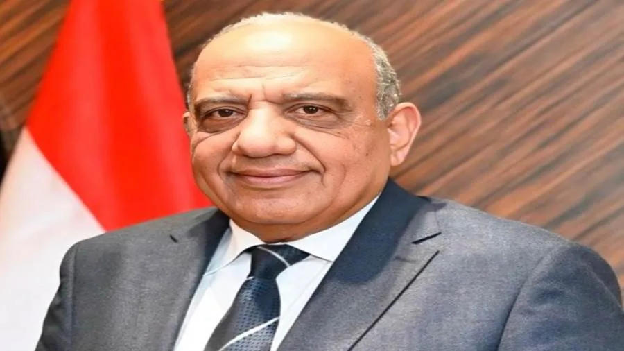 وزير الكهرباء يتباحث مع قادة الشركات حول استعدادات تعزيز الشبكة الموحدة وضمان استقرار الإمدادات الكهربائية. وزير الكهرباء يتباحث مع قادة الشركات حول استعدادات تعزيز الشبكة الموحدة وضمان استقرار الإمدادات الكهربائية.