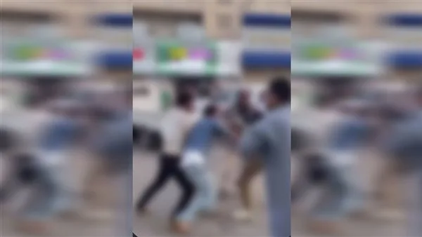 إصابة ثلاثة أفراد خلال اشتباك مسلح بين عائلتين في قرية أبومناع بحري بدشنا إصابة ثلاثة أفراد خلال اشتباك مسلح بين عائلتين في قرية أبومناع بحري بدشنا
