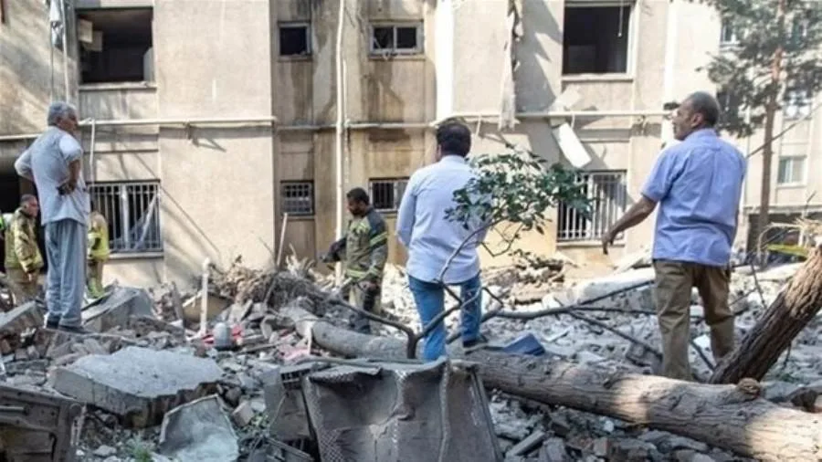 78 شهيدًا و329 جريحًا جراء الهجمات الإسرائيلية على الأحياء السكنية في طهران 78 شهيدًا و329 جريحًا جراء الهجمات الإسرائيلية على الأحياء السكنية في طهران