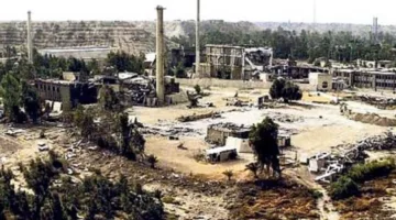 قناة إسرائيلية تستشهد بكلمات حاخام بارز لمقارنة بين ضرب المشروعين النوويين في العراق وإيران.