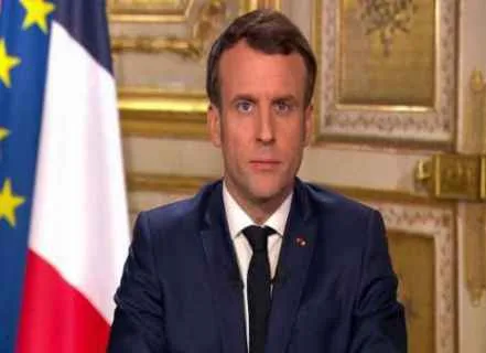 ماكرون يؤكد على حق إسرائيل في الدفاع عن نفسها ويدعو جميع الأطراف إلى الالتزام بأقصى درجات ضبط النفس ماكرون يؤكد على حق إسرائيل في الدفاع عن نفسها ويدعو جميع الأطراف إلى الالتزام بأقصى درجات ضبط النفس