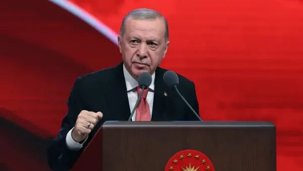أردوغان: الهجمات الإسرائيلية على إيران لتشتيت الانتباه عن جرائم نتنياهو في غزة أردوغان: الهجمات الإسرائيلية على إيران لتشتيت الانتباه عن جرائم نتنياهو في غزة