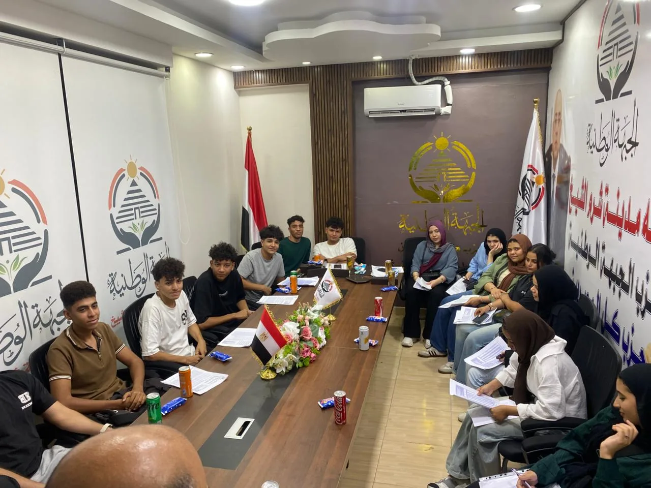 حزب الجبهة الوطنية يؤازر طلاب الثانوية العامة ويستعرض نظام البابل شيت حزب الجبهة الوطنية يؤازر طلاب الثانوية العامة ويستعرض نظام البابل شيت