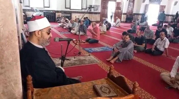 أوقاف بورسعيد تعيد تفعيل مقارئ القرآن ومجالس الصلاة على النبي في عدد من المساجد بعد أداء صلاة الجمعة. أوقاف بورسعيد تعيد تفعيل مقارئ القرآن ومجالس الصلاة على النبي في عدد من المساجد بعد أداء صلاة الجمعة.