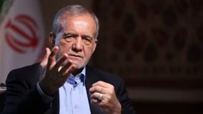 الرئيس الإيراني يهدد برد قوي: إسرائيل ستتحسر على اعتداءاتها الرئيس الإيراني يهدد برد قوي: إسرائيل ستتحسر على اعتداءاتها