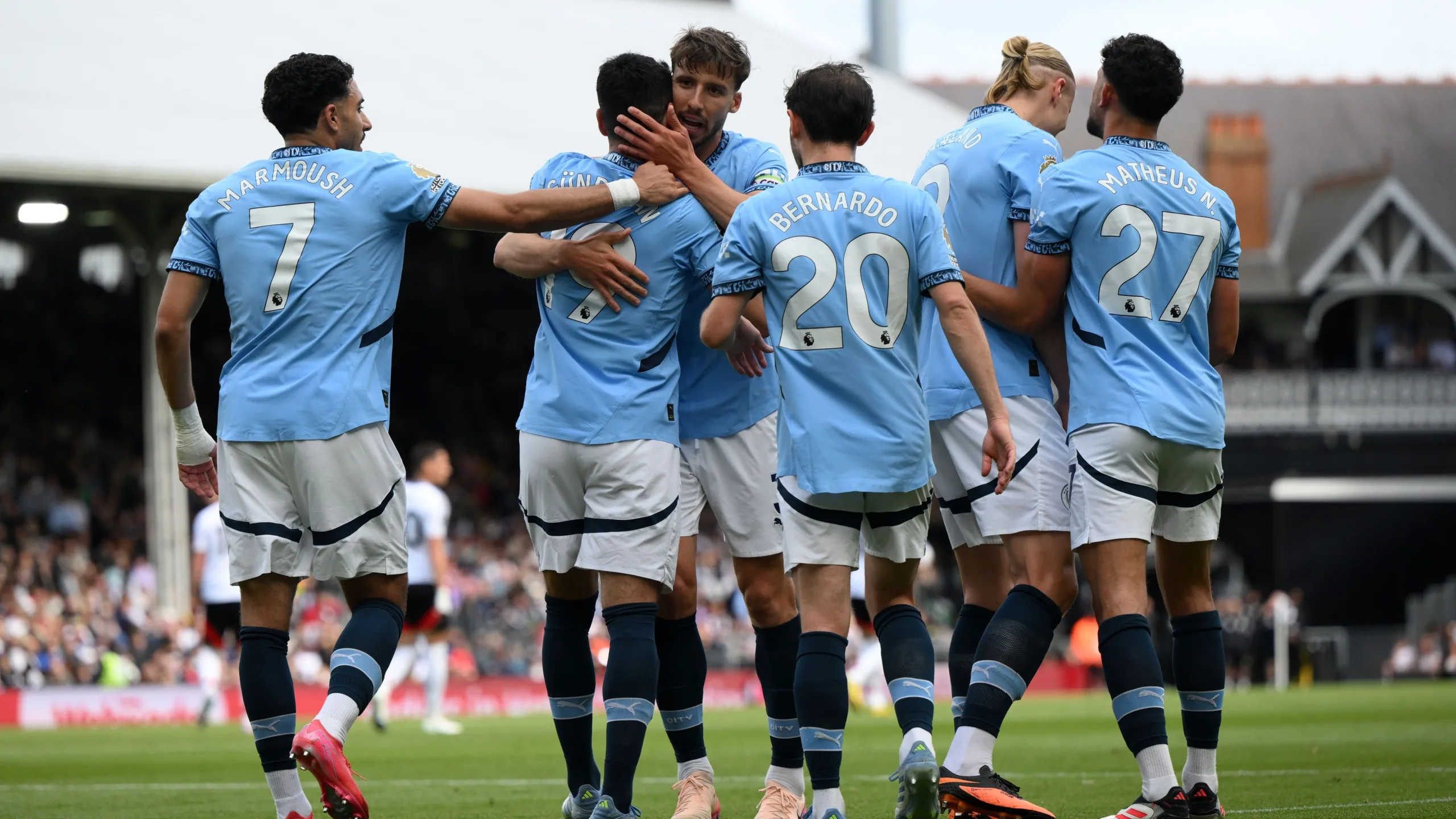 مانشستر سيتي يقدم أخباراً مفرحة لجماهيره مانشستر سيتي يقدم أخباراً مفرحة لجماهيره