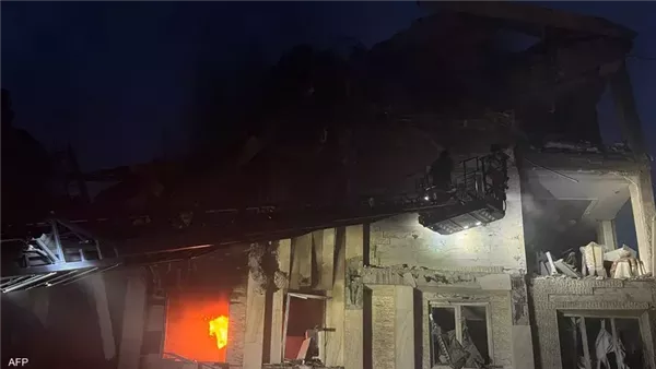 خبير إيراني: الض strikes الإسرائيلية “استراتيجية” ولن تؤثر على إمكانيات طهران خبير إيراني: الض strikes الإسرائيلية “استراتيجية” ولن تؤثر على إمكانيات طهران