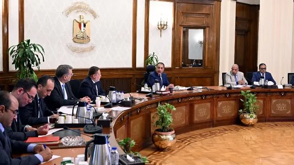 ثلاث سفن للتزود بالوقود.. إستراتيجية الحكومة لضمان مخزون كافٍ من المواد البترولية والغاز الطبيعي ثلاث سفن للتزود بالوقود.. إستراتيجية الحكومة لضمان مخزون كافٍ من المواد البترولية والغاز الطبيعي