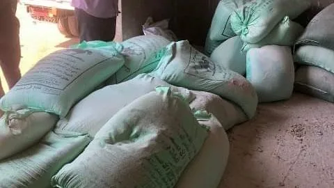مصادرة 4 أطنان من الدقيق المدعوم خلال حملات أمنية في مختلف المحافظات مصادرة 4 أطنان من الدقيق المدعوم خلال حملات أمنية في مختلف المحافظات