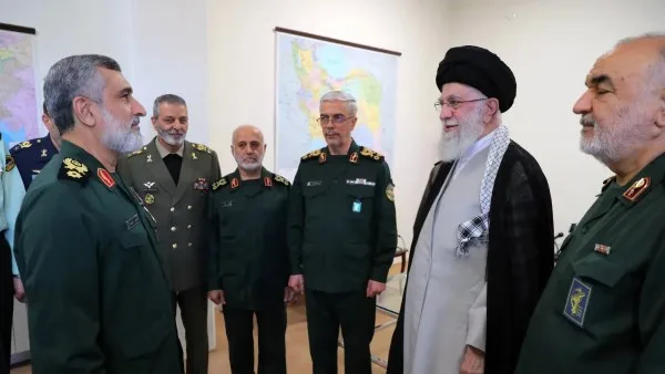 ليلة انهيار رجال المرشد.. هل تستطيع إيران الانتقام لجنرالاتها من إسرائيل؟ ليلة انهيار رجال المرشد.. هل تستطيع إيران الانتقام لجنرالاتها من إسرائيل؟