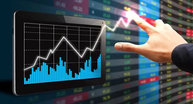 توترات المنطقة تؤثر سلباً على الأسواق المالية وترفع أسعار النفط.. والقلق يتسلل إلى شركات الطيران توترات المنطقة تؤثر سلباً على الأسواق المالية وترفع أسعار النفط.. والقلق يتسلل إلى شركات الطيران