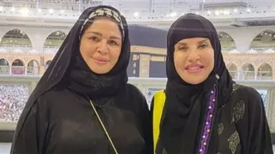إلهام شاهين وهالة سرحان محتجزتان في بغداد: لماذا لا نستطيع العودة إلى وطننا؟ إلهام شاهين وهالة سرحان محتجزتان في بغداد: لماذا لا نستطيع العودة إلى وطننا؟