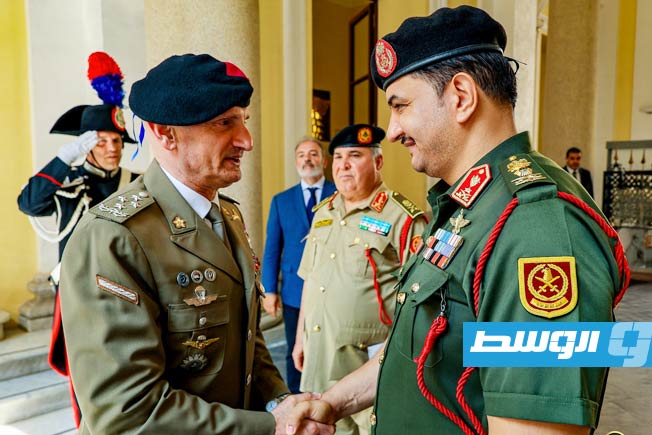 لقاء صدام خليفة حفتر مع رئيس أركان الدفاع الإيطالي الجنرال لوتيشانو أنطوينو بورتولانو في روما، الجمعة 13 يونيو 2025. (شعبة الإعلام الحربي)