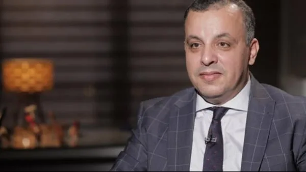 شرح معنى حديث “لا يؤمن أحدكم حتى يحب لأخيه ما يحب لنفسه” مع محمد الجبالي. شرح معنى حديث “لا يؤمن أحدكم حتى يحب لأخيه ما يحب لنفسه” مع محمد الجبالي.