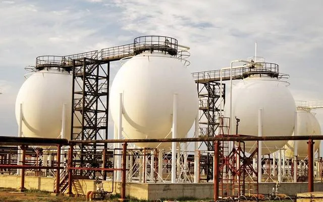 رويترز: أسعار العقود الآجلة للغاز الطبيعي الأمريكي ترتفع بنسبة 2% بعد الهجمات الإسرائيلية على إيران رويترز: أسعار العقود الآجلة للغاز الطبيعي الأمريكي ترتفع بنسبة 2% بعد الهجمات الإسرائيلية على إيران