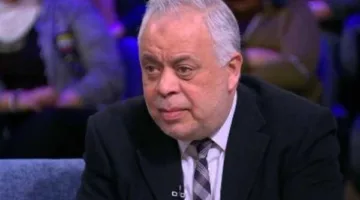 بعد احتجاز إلهام شاهين وهالة سرحان في العراق.. أشرف زكي يوضح تفاصيل وضعيتهما