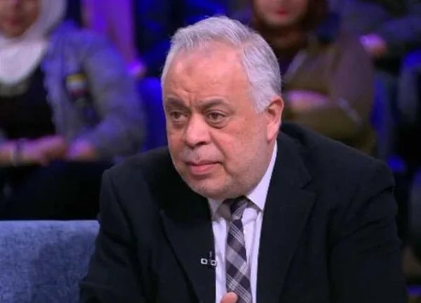 بعد احتجاز إلهام شاهين وهالة سرحان في العراق.. أشرف زكي يوضح تفاصيل وضعيتهما بعد احتجاز إلهام شاهين وهالة سرحان في العراق.. أشرف زكي يوضح تفاصيل وضعيتهما