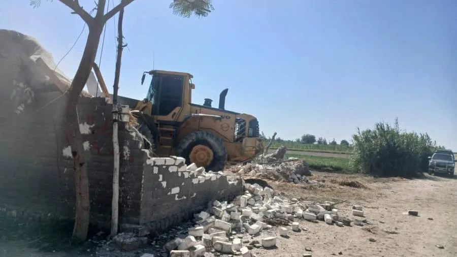 محافظ الإسكندرية يوجه بمواصلة إزالة غير القانونيات على أراضي الدولة