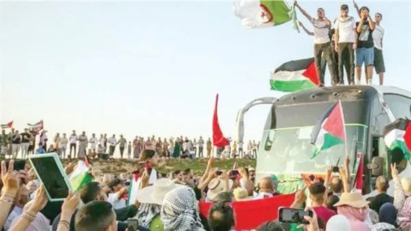 عاجل.. التحركات المثيرة للشك.. شهادات ناشطين عرب: قافلة الصمود مرتبطة بالإخوان وهدفها نشر الفوضى في مصر. عاجل.. التحركات المثيرة للشك.. شهادات ناشطين عرب: قافلة الصمود مرتبطة بالإخوان وهدفها نشر الفوضى في مصر.
