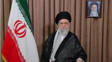 «خامئني»: سنجعل الكيان الصهيوني العاجز في حالة من العجز والشلل.
