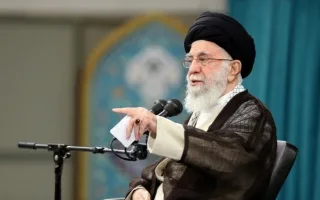 خامنئي: إسرائيل ارتكبت “زلّة كبيرة” ستؤدي إلى “انهيارها” خامنئي: إسرائيل ارتكبت “زلّة كبيرة” ستؤدي إلى “انهيارها”