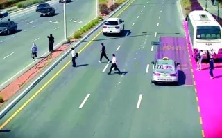 مشاة يسببون حوادث خطيرة على الطرق الرئيسية في البلاد عام 2024 مشاة يسببون حوادث خطيرة على الطرق الرئيسية في البلاد عام 2024