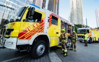 دفاع دبي المدني ينجح في إخماد حريق داخل أحد المباني بمنطقة المارينا