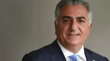 ابن شاه إيران يطالب قوات الأمن بالتمرد على نظام الجمهورية الإسلامية