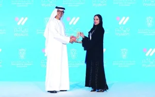 نوف الزيدي تمنح الطلاب خبرات الأجداد من خلال “حكمة يدي” نوف الزيدي تمنح الطلاب خبرات الأجداد من خلال “حكمة يدي”