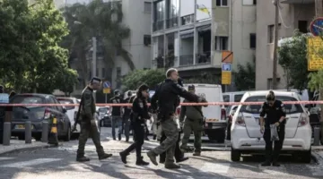 إسرائيل: أضرار جسيمة في أربعة مبانٍ جنوب تل أبيب وفرق الإنقاذ تتفحص عن المفقودين