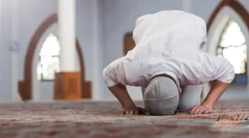 هل من المسموح أداء أربع ركعات السنة للظهر كصلاة متصلة؟… الإفتاء تشرح الأفضل.