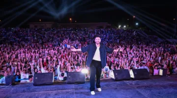 بالصور: حمادة هلال وسبايسي ميكس يتألقون في أبرز حفلات عيد الأضحى بالقاهرة الجديدة