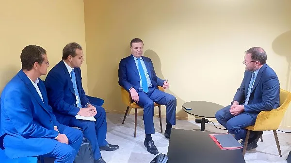 وزير الزراعة لسكرتير هيئة مصايد الأسماك: ضرورة الحفاظ على البيئة البحرية من تهديدات الصيد غير القانوني وزير الزراعة لسكرتير هيئة مصايد الأسماك: ضرورة الحفاظ على البيئة البحرية من تهديدات الصيد غير القانوني